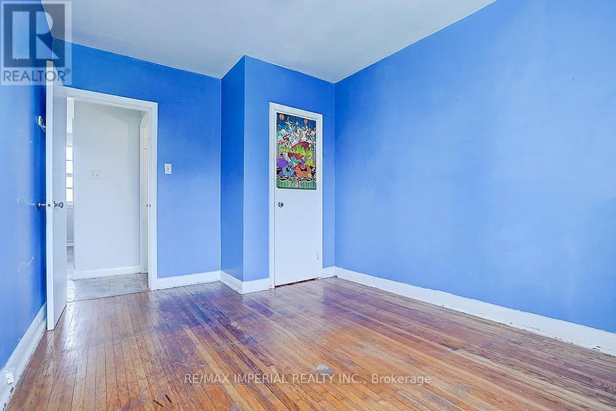 229 CRESTWOOD ROAD