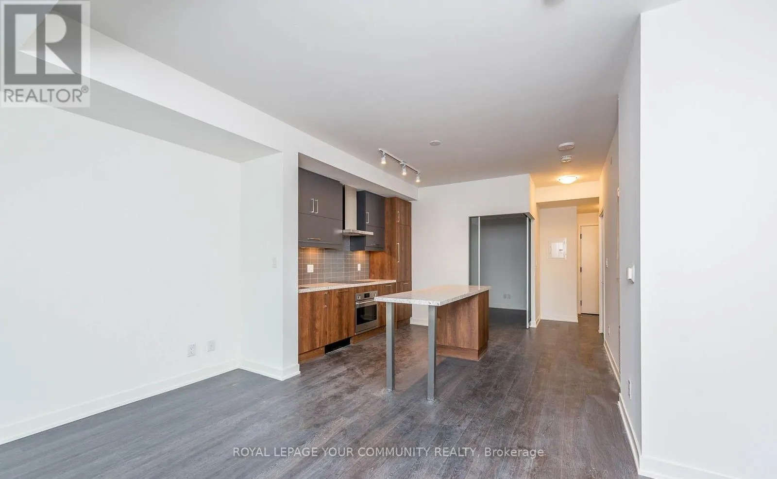 928 - 8119 BIRCHMOUNT ROAD