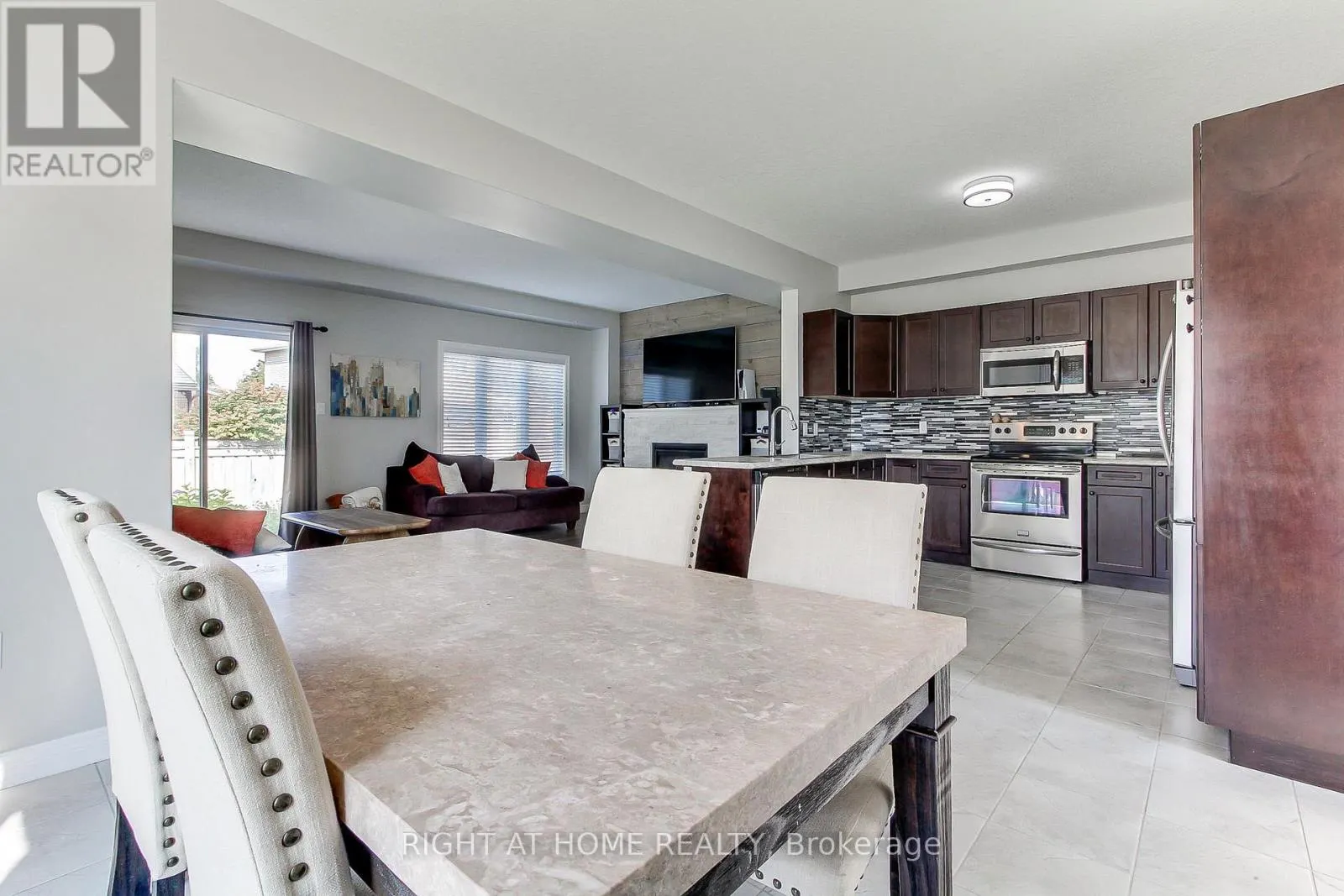 58 CARLETON TRAIL