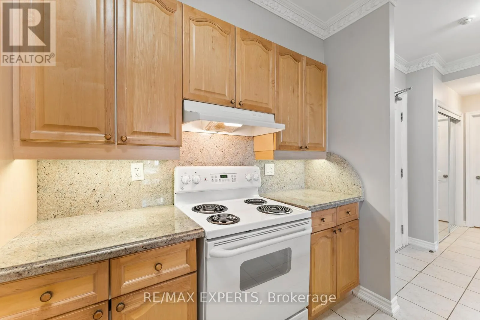 230 - 9519 KEELE STREET