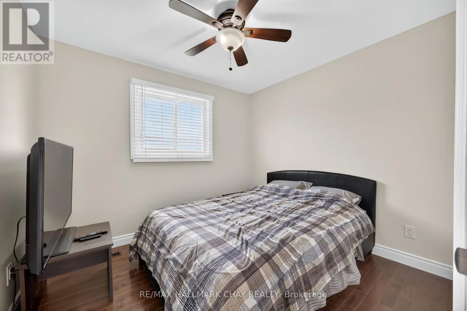 3 SIMON DRIVE