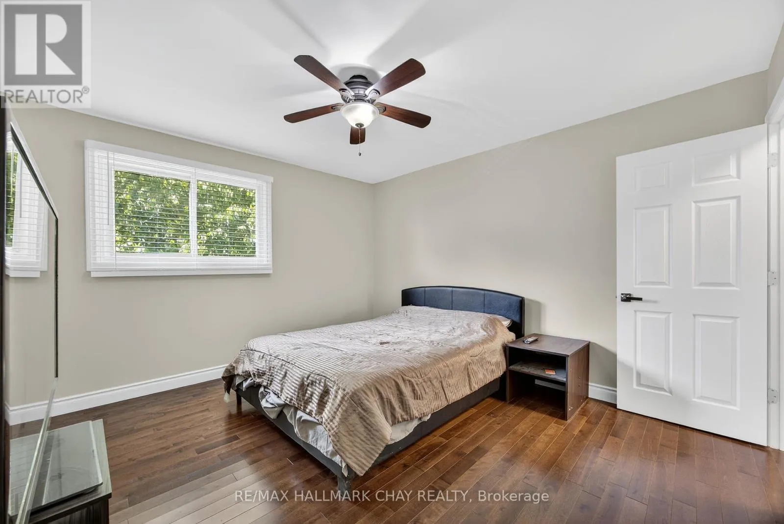 3 SIMON DRIVE