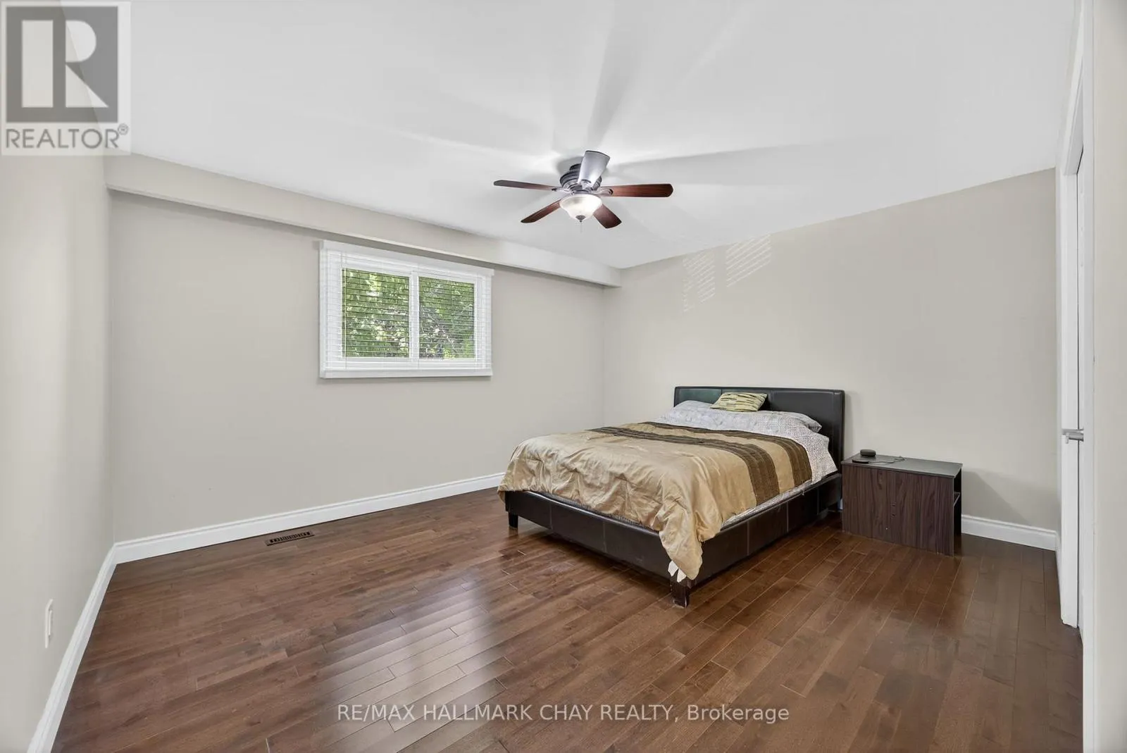 3 SIMON DRIVE