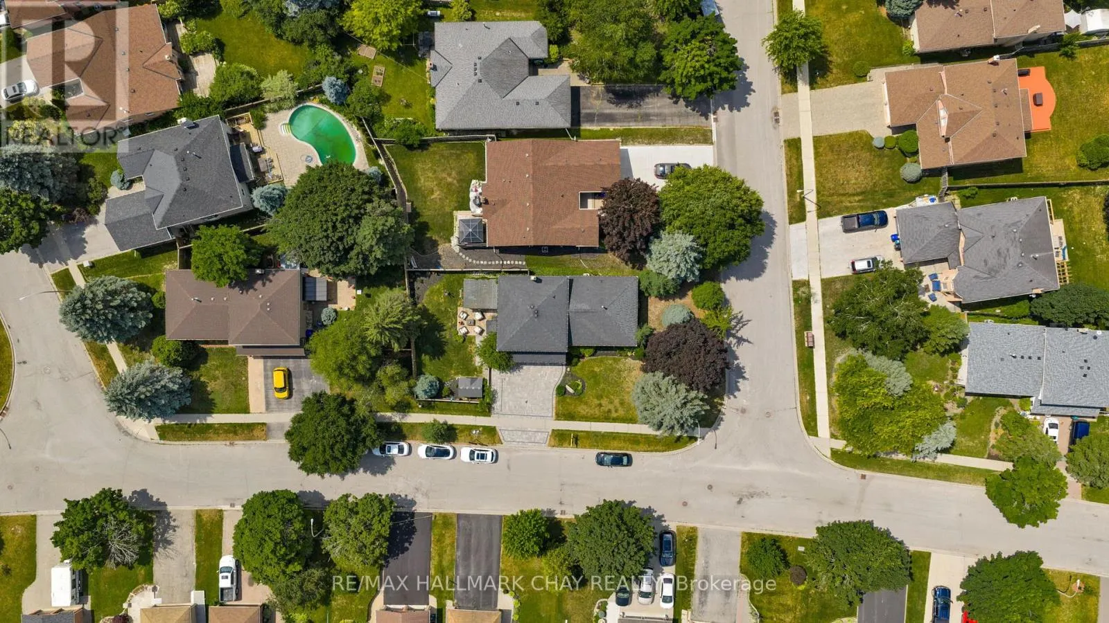 2 WILLIS DRIVE