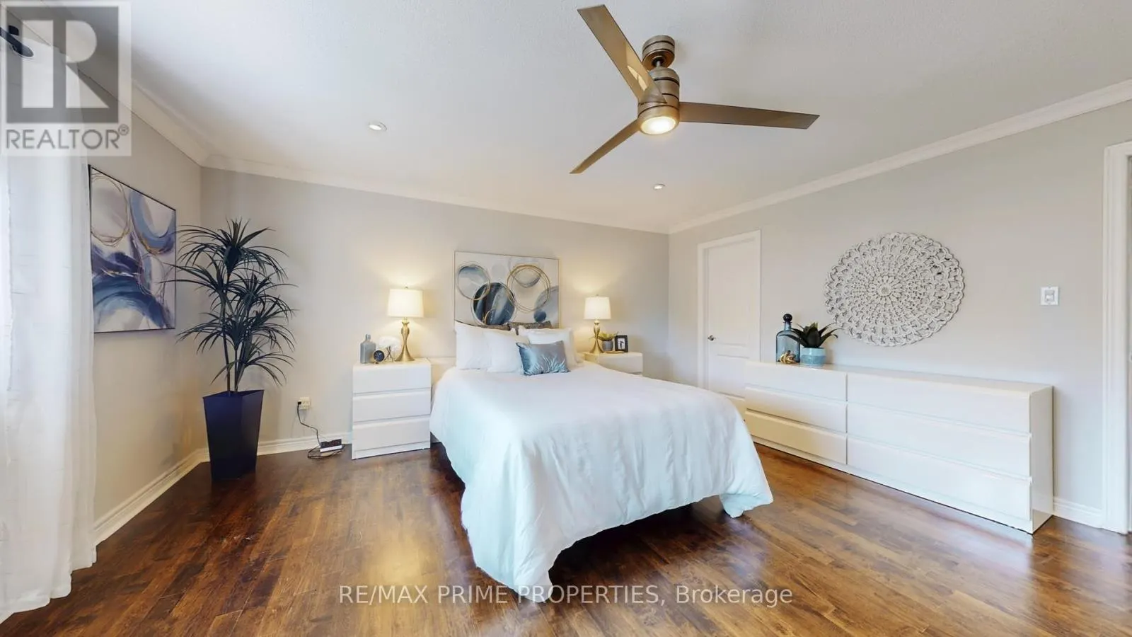 17 RAINTREE CRESCENT