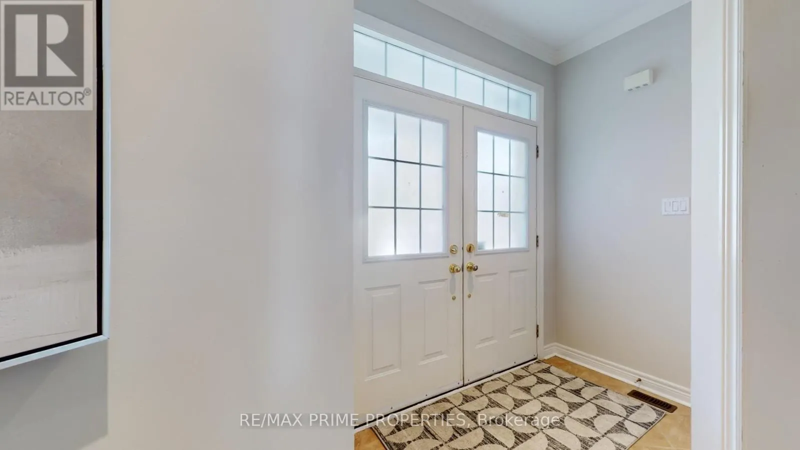 17 RAINTREE CRESCENT