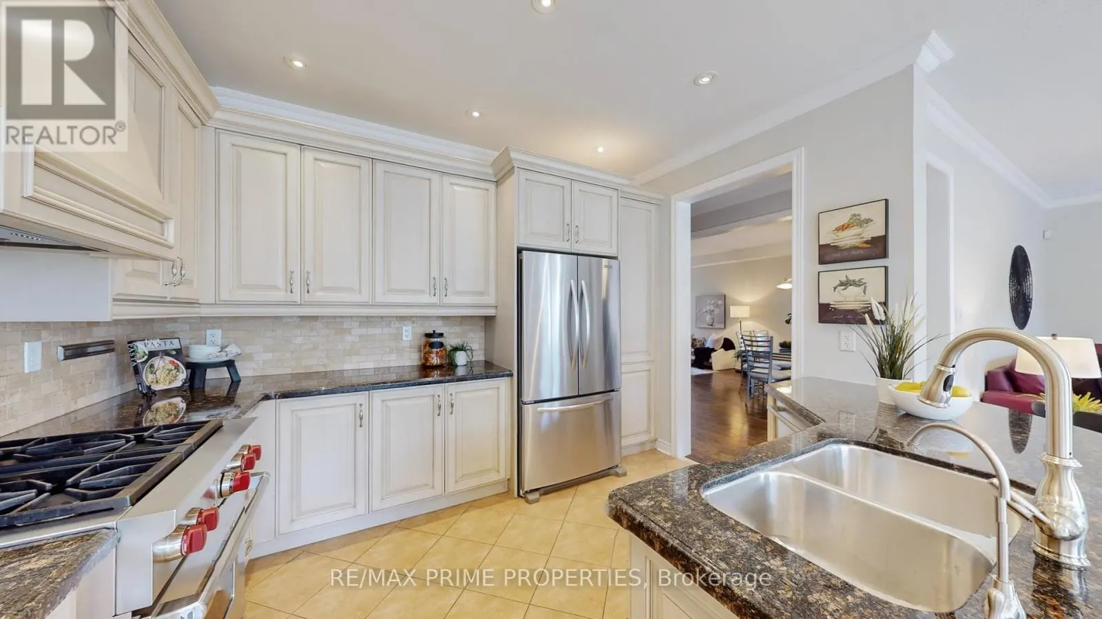 17 RAINTREE CRESCENT