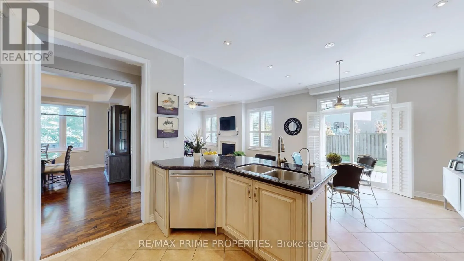 17 RAINTREE CRESCENT