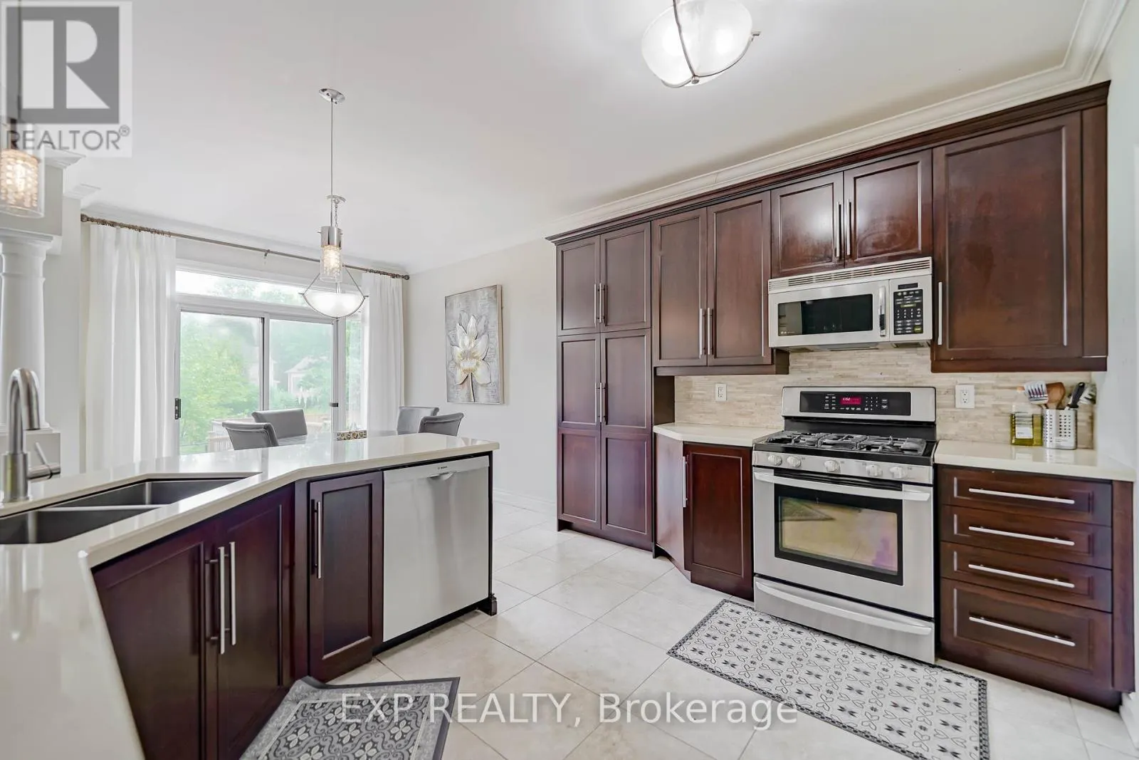 116 COLESBROOK ROAD