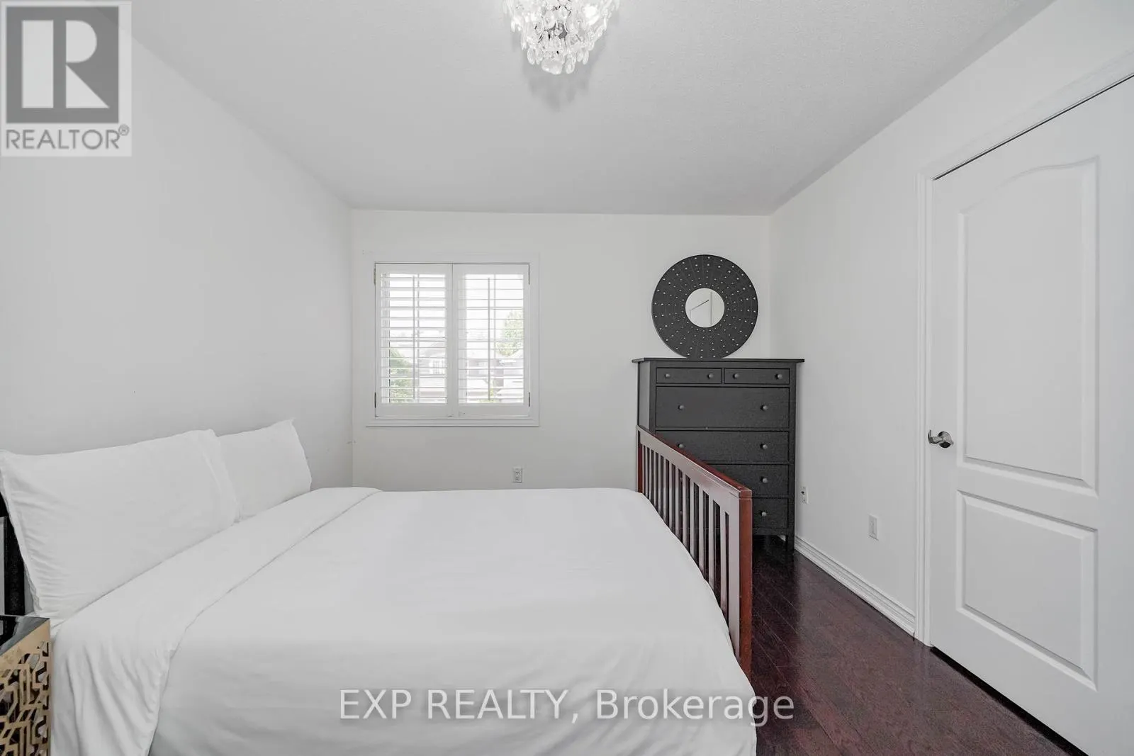 116 COLESBROOK ROAD