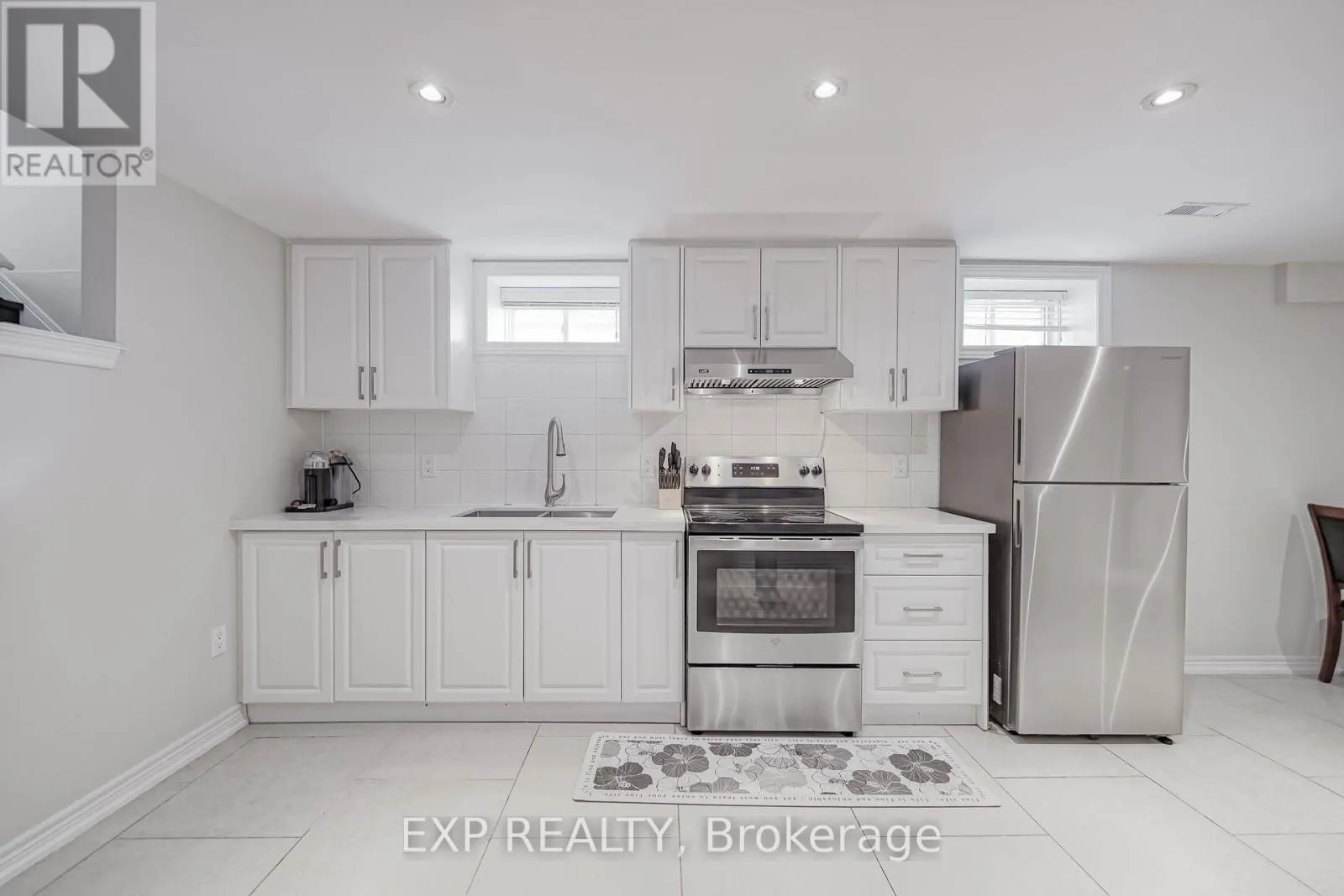 116 COLESBROOK ROAD