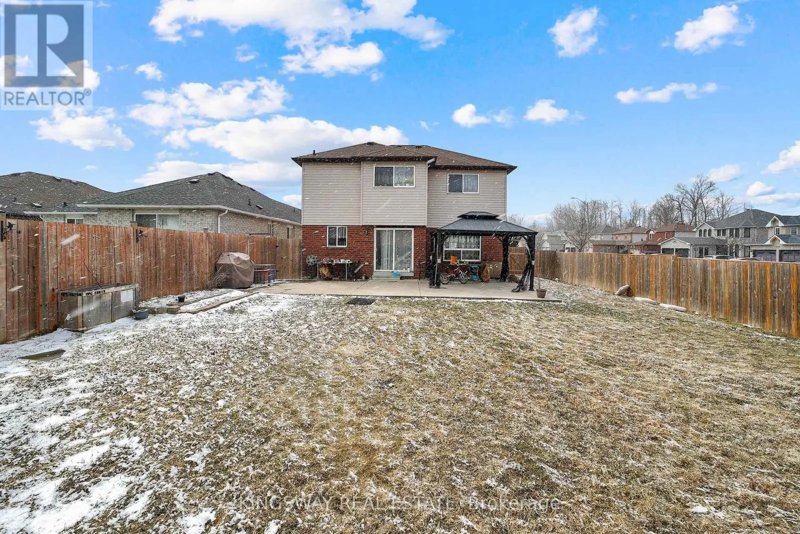 1139 ORIOLE CRESCENT