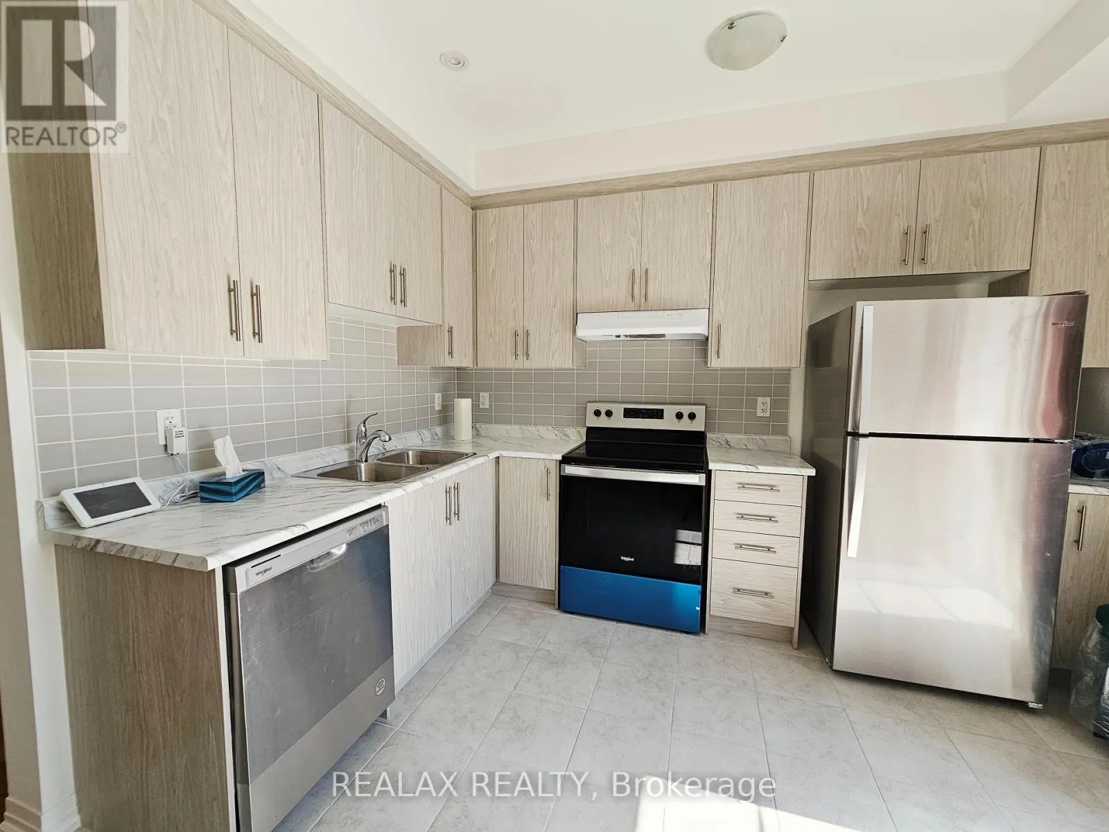 103 CARNEROS WAY