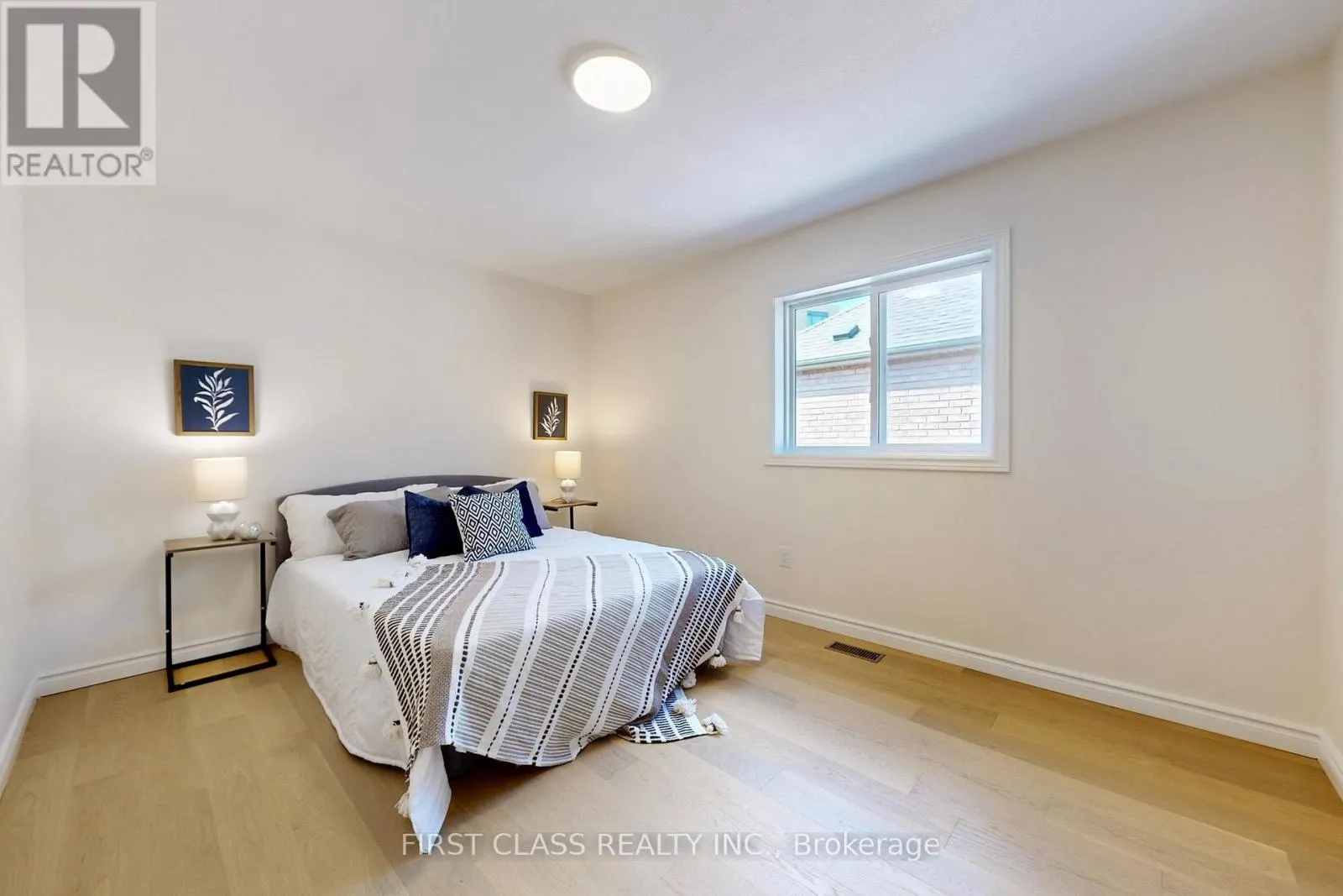 53 MANSTON CRESCENT