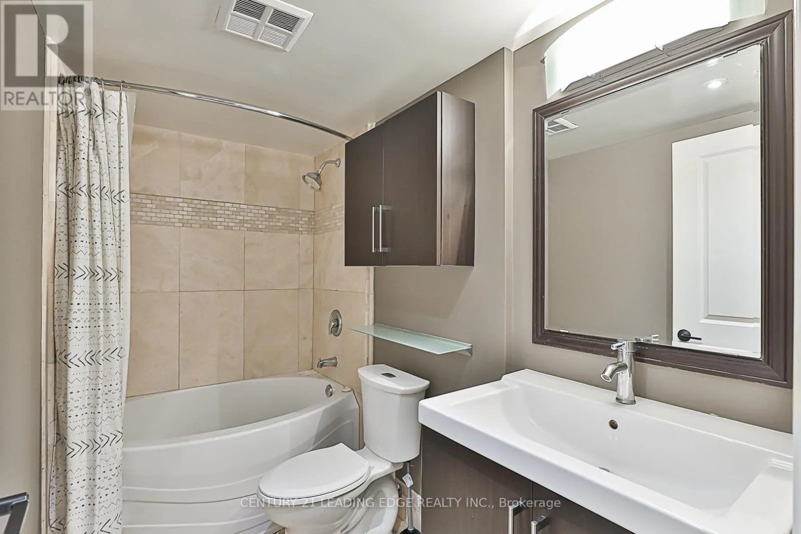 202 - 3 ELLESMERE STREET
