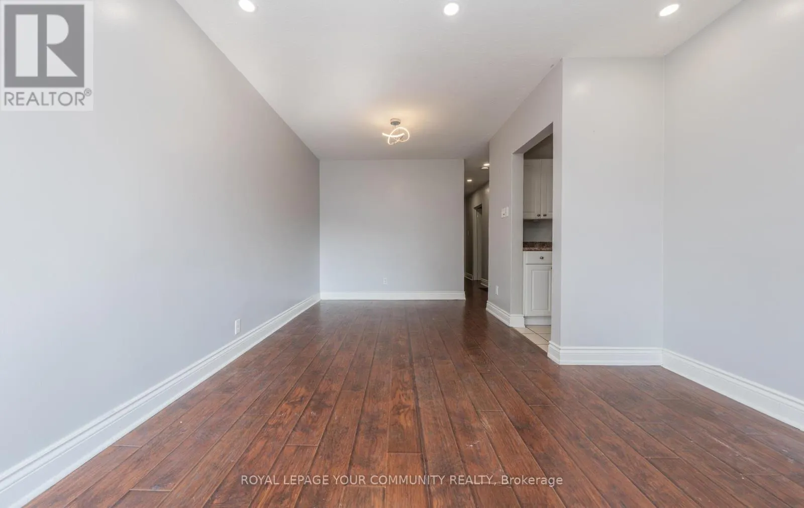 53 NEWBURY DRIVE