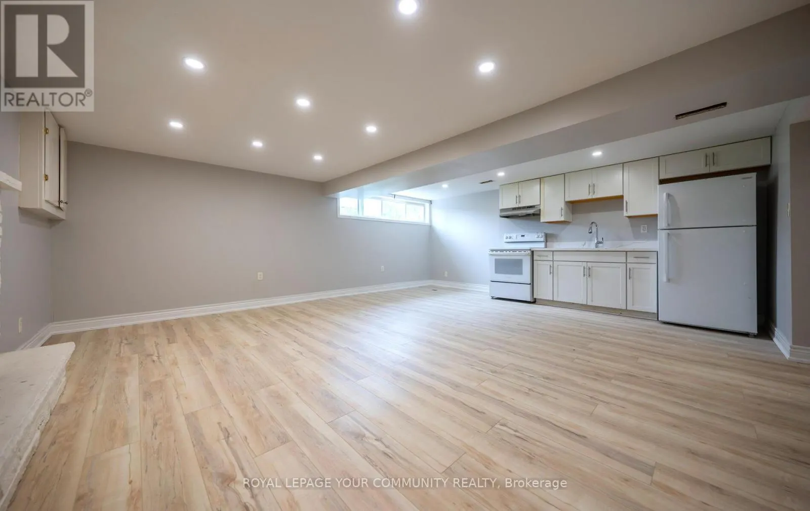 53 NEWBURY DRIVE