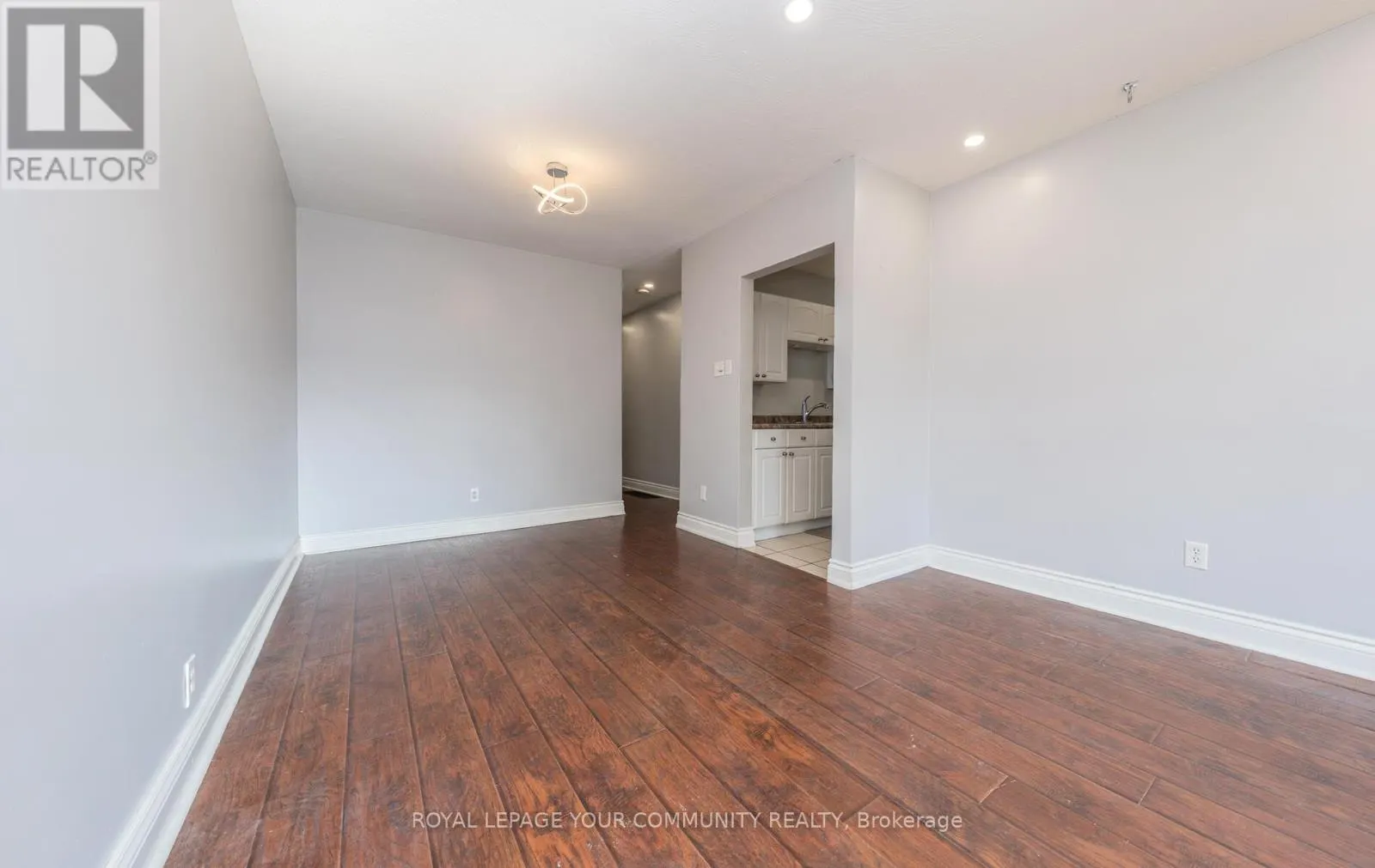 53 NEWBURY DRIVE