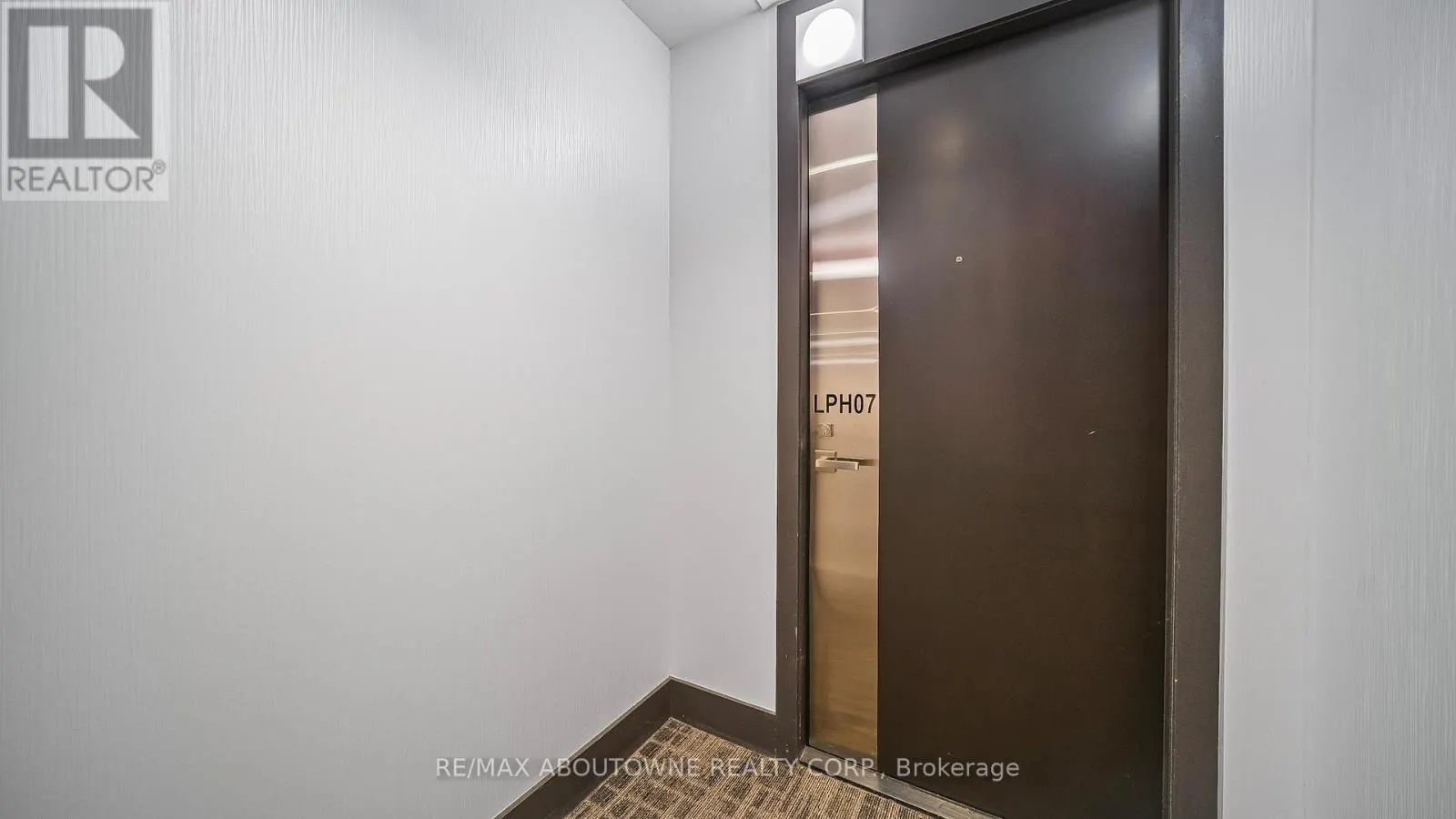 LPH07 - 9471 YONGE STREET