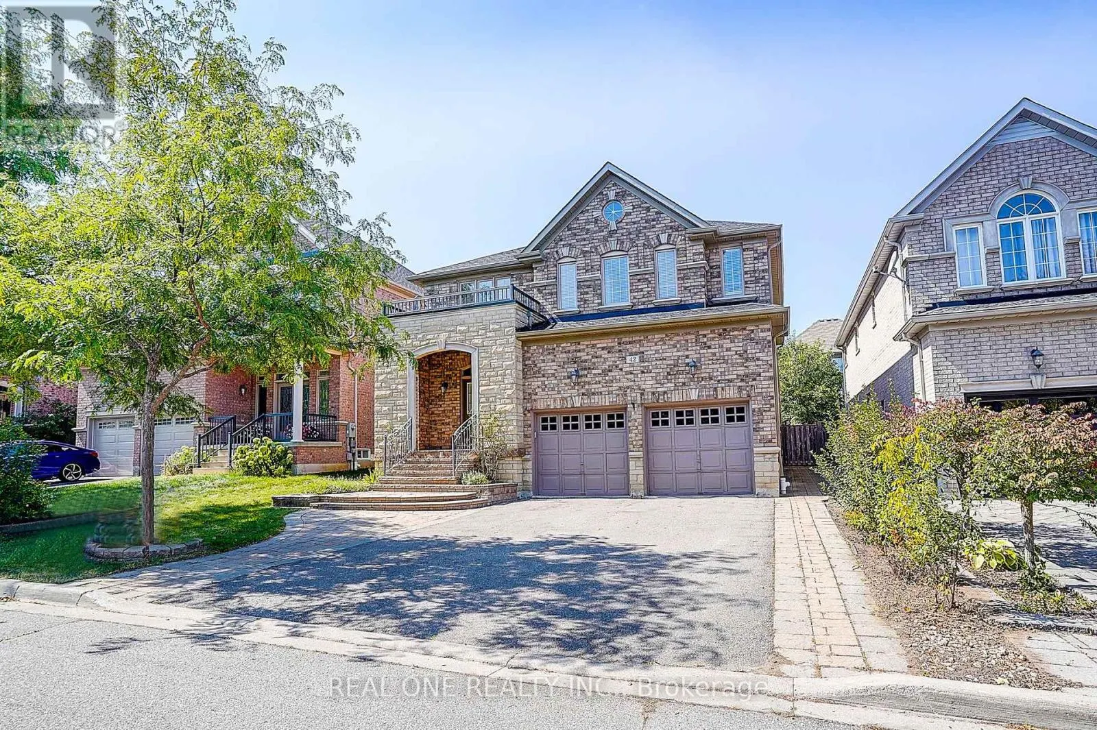 42 DONZI LANE