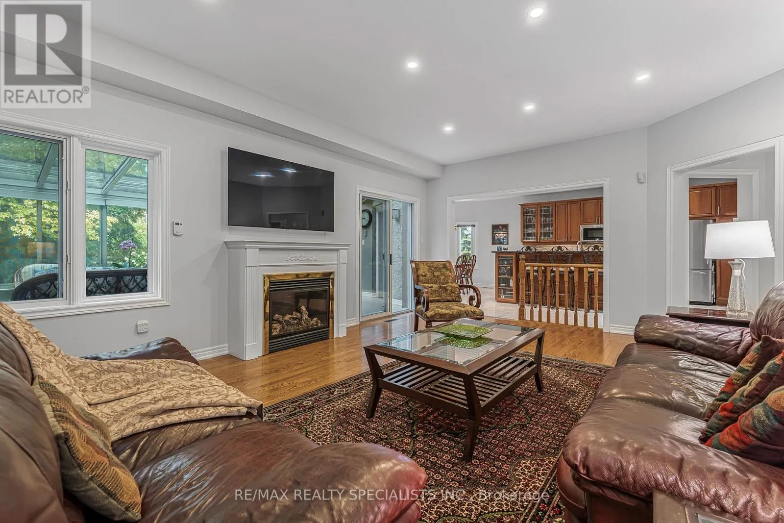 91 SILVER ROSE CRESCENT