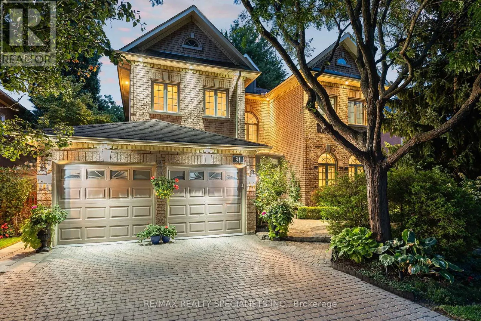 91 SILVER ROSE CRESCENT