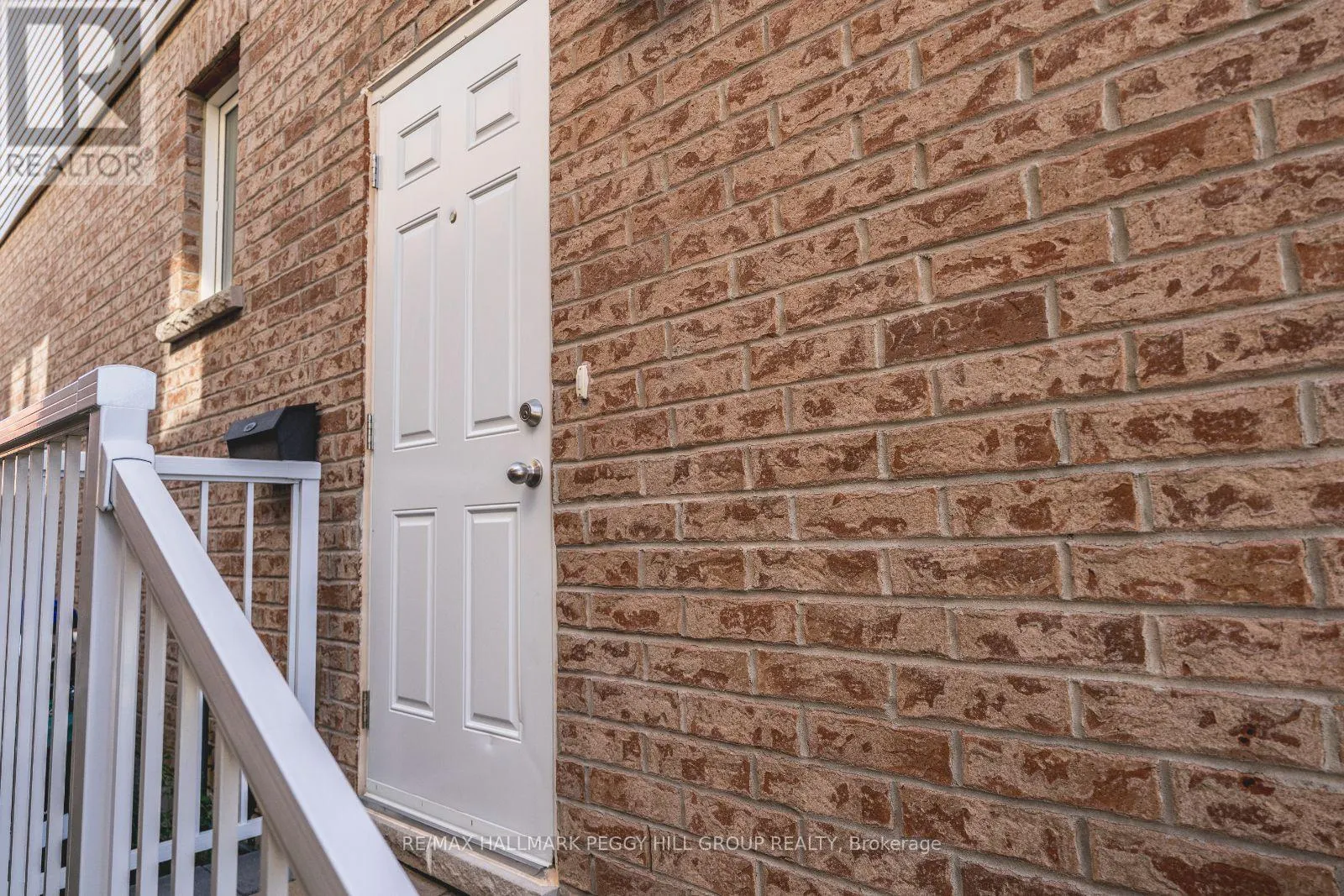 LOWER - 17 WAGNER CRESCENT