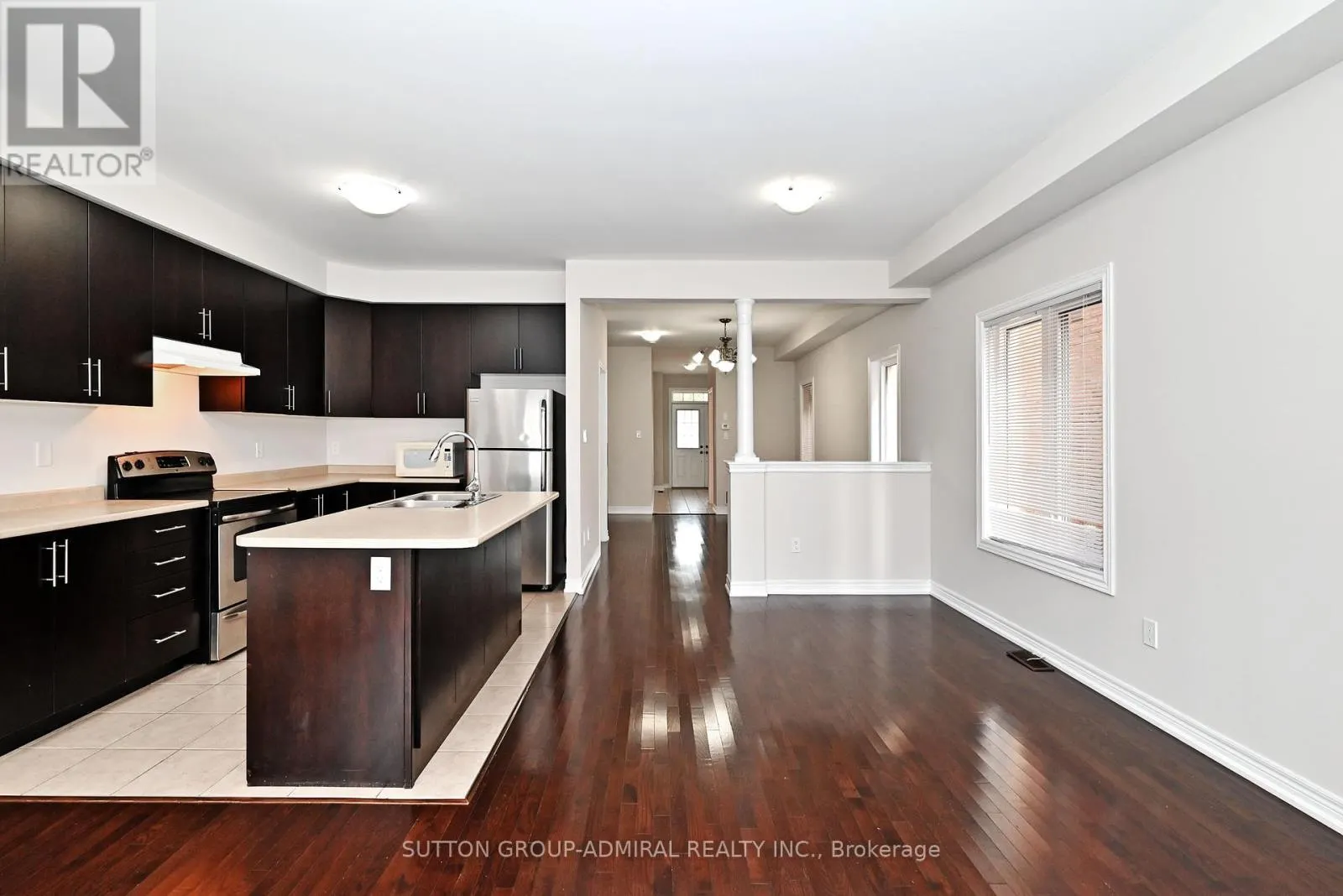 110 SOUTHDOWN AVENUE