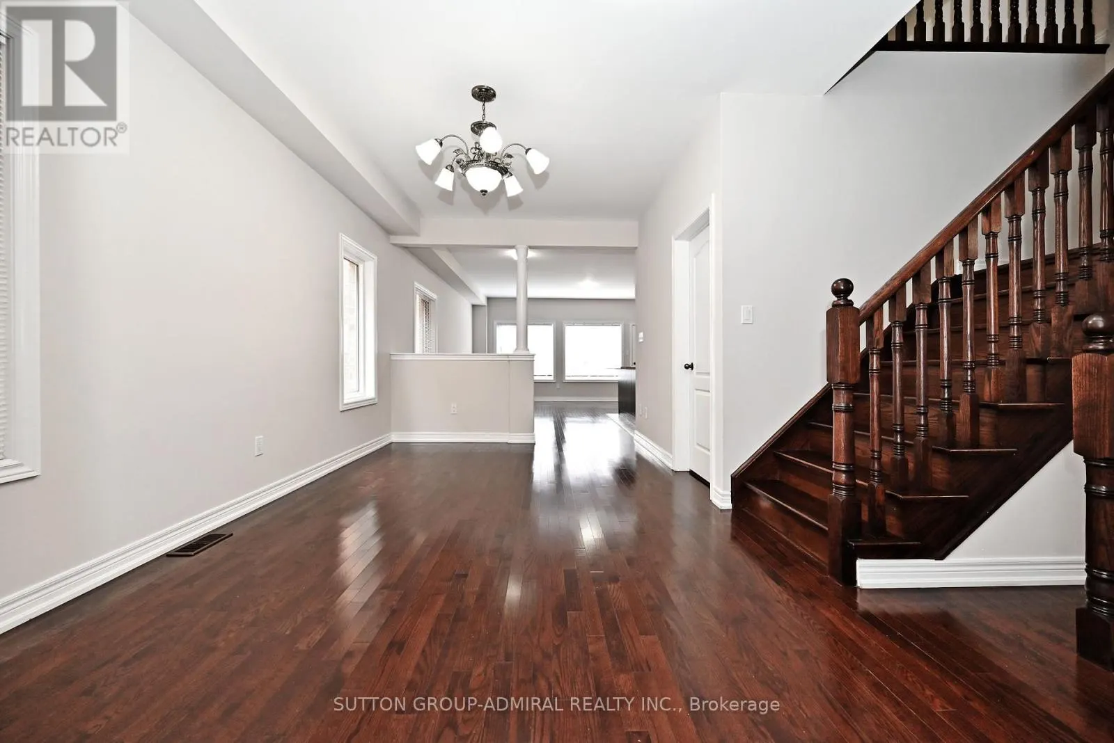 110 SOUTHDOWN AVENUE
