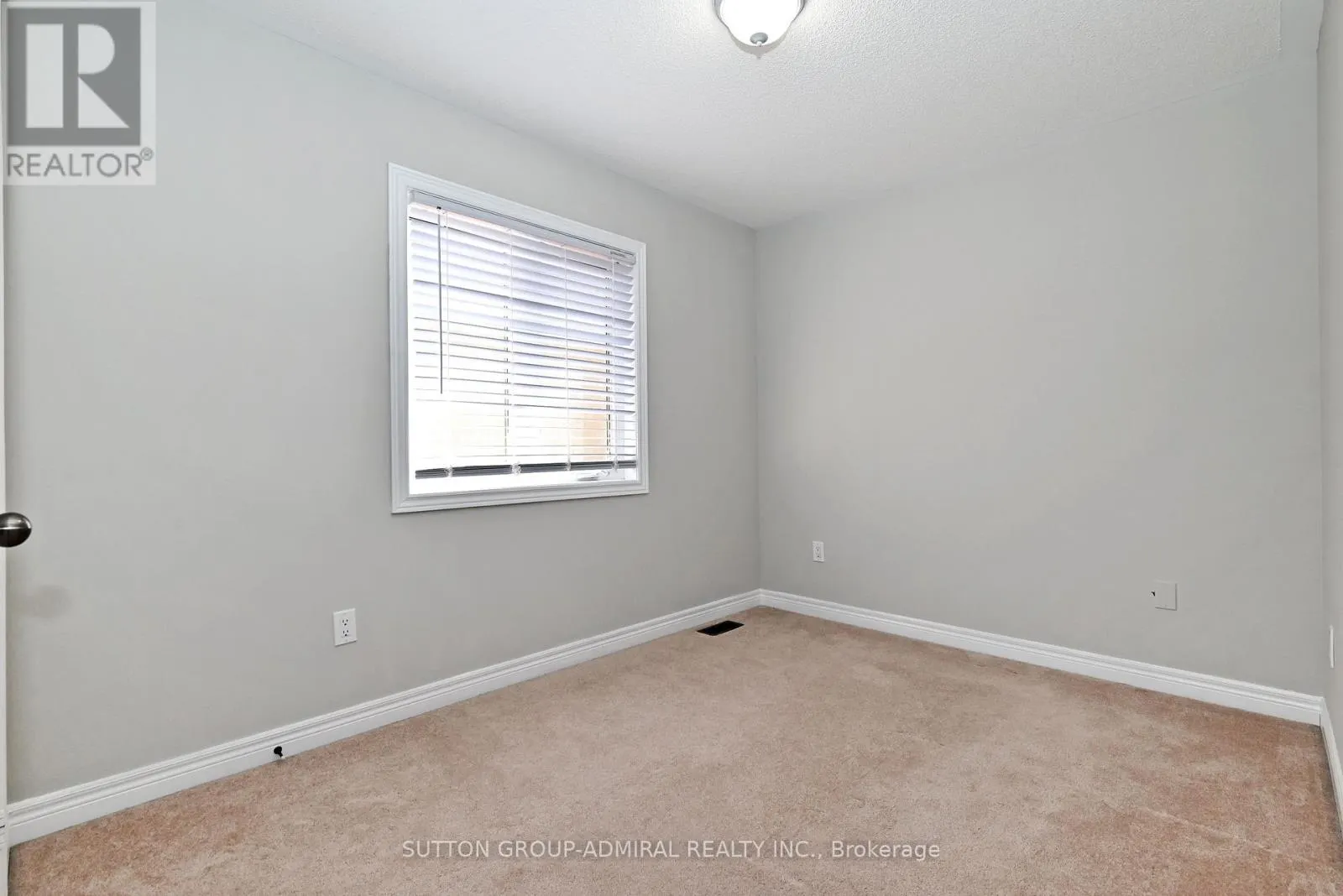 110 SOUTHDOWN AVENUE