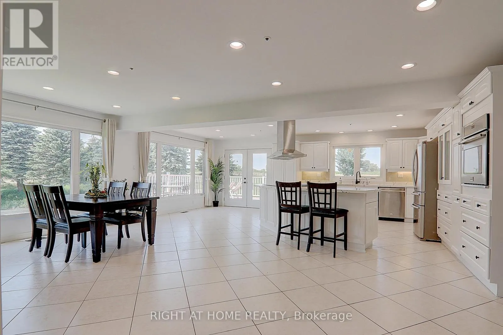 1008 MOUNT ALBERT ROAD