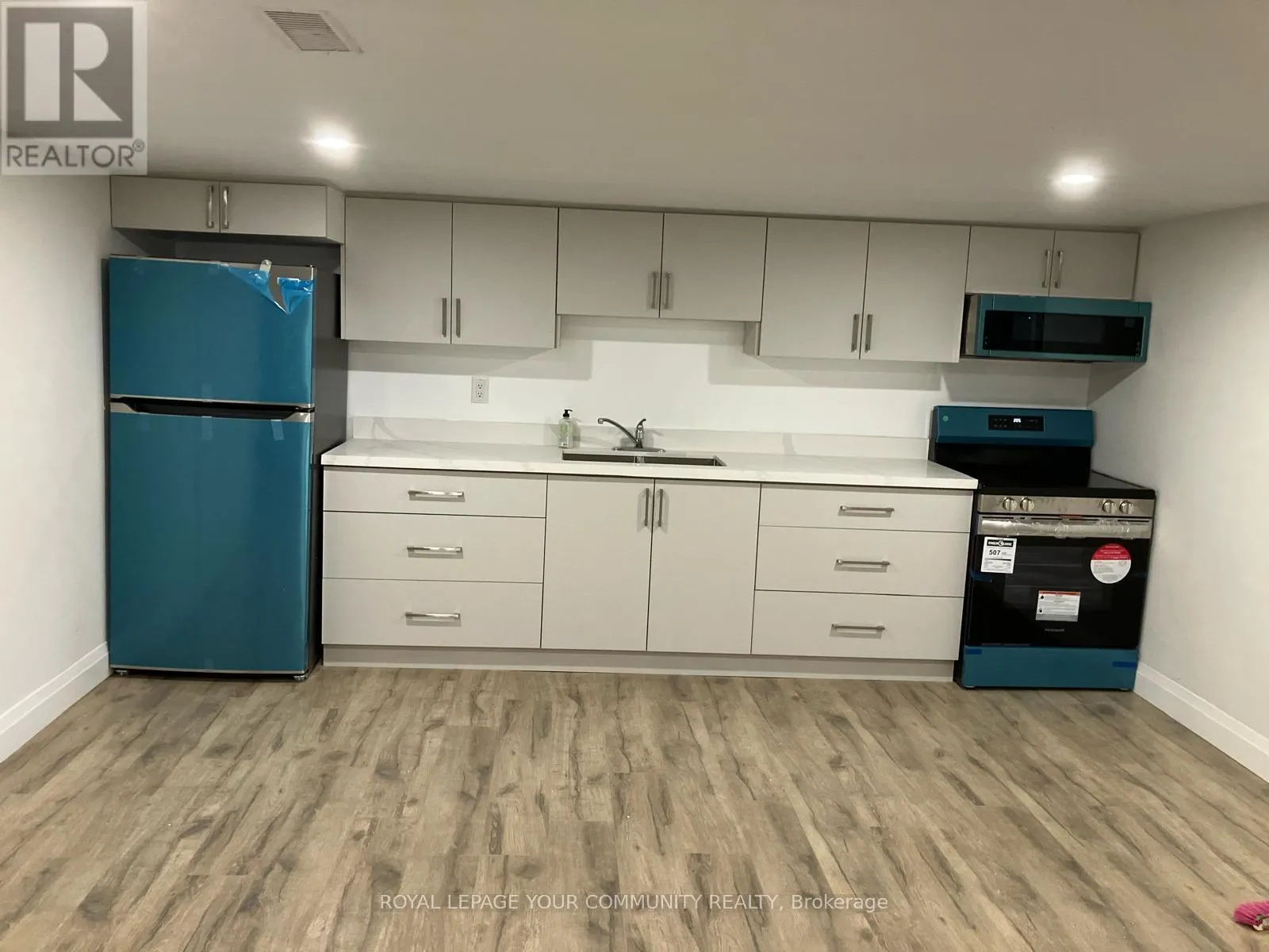 LOWER LEVEL - 132 DON MOR DRIVE