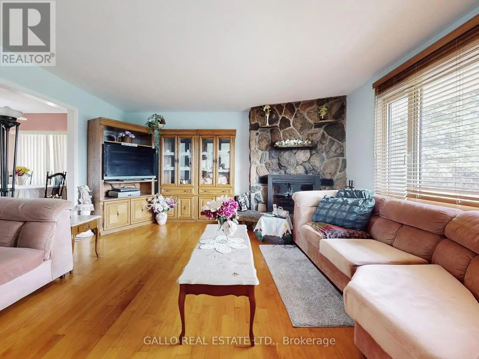 352 UXBRIDGE PICKERING TOWNLINE