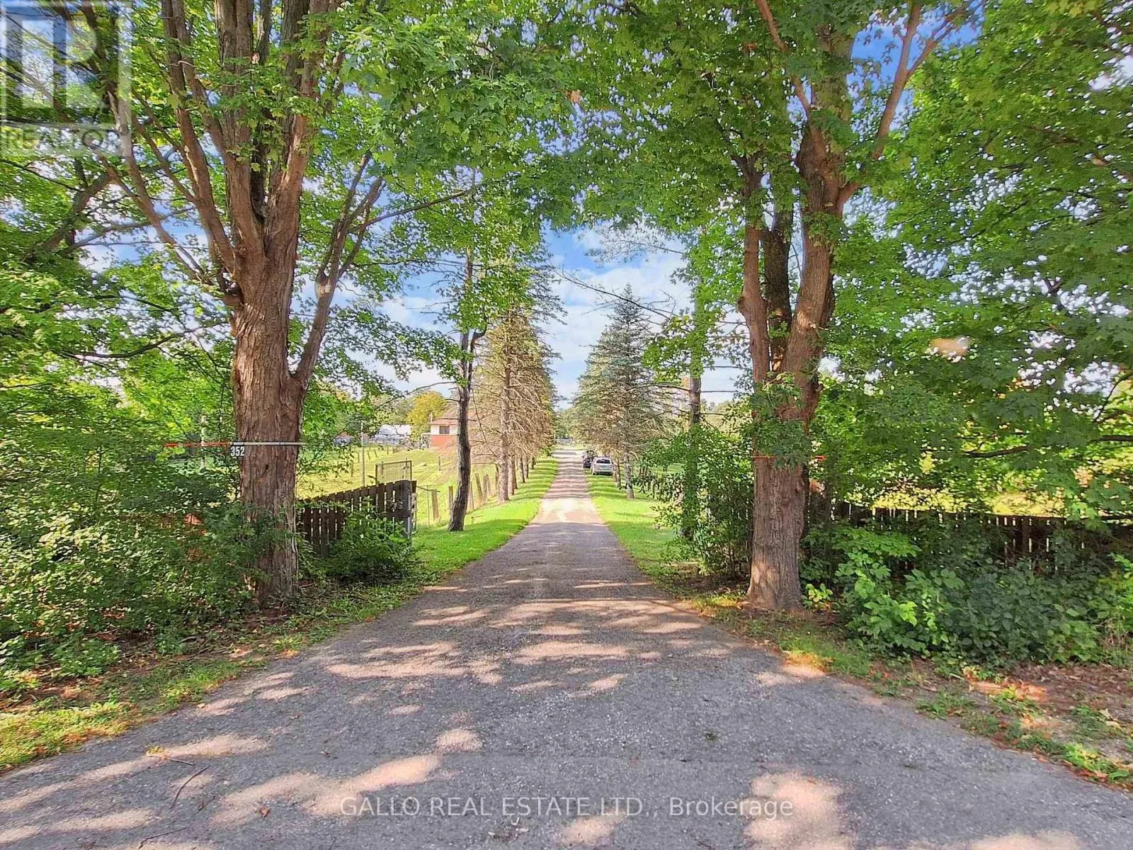352 UXBRIDGE PICKERING TOWNLINE