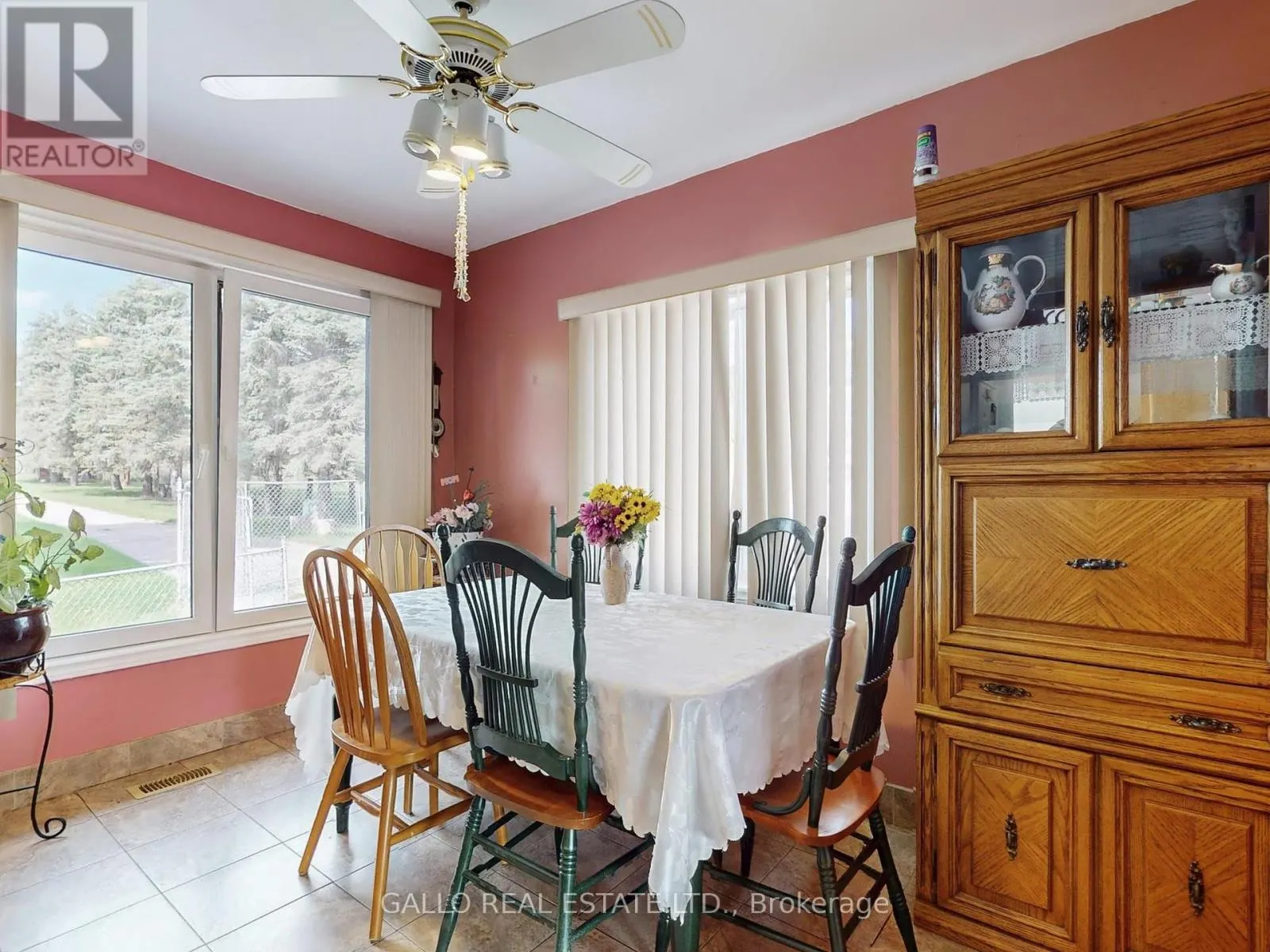 352 UXBRIDGE PICKERING TOWNLINE