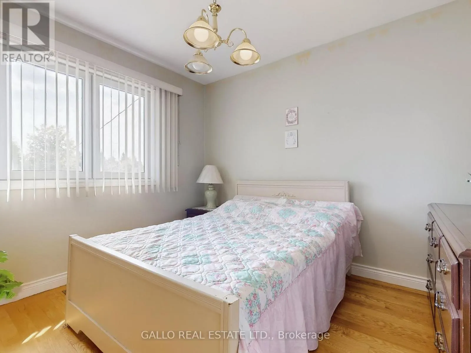 352 UXBRIDGE PICKERING TOWNLINE