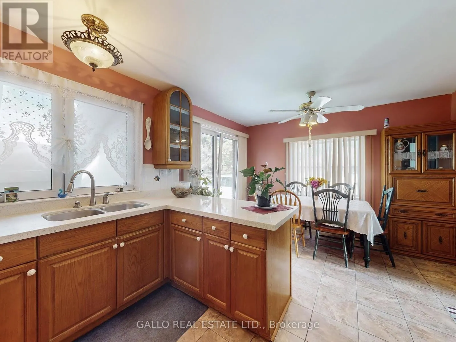 352 UXBRIDGE PICKERING TOWNLINE