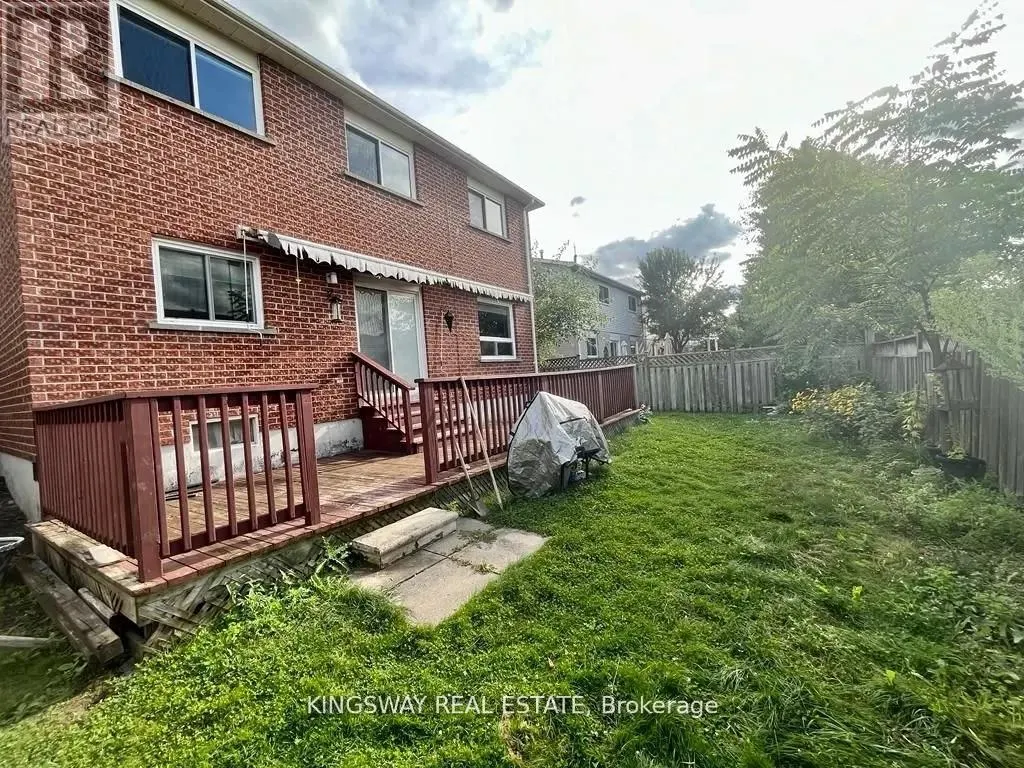 325 SALISBURY LANE