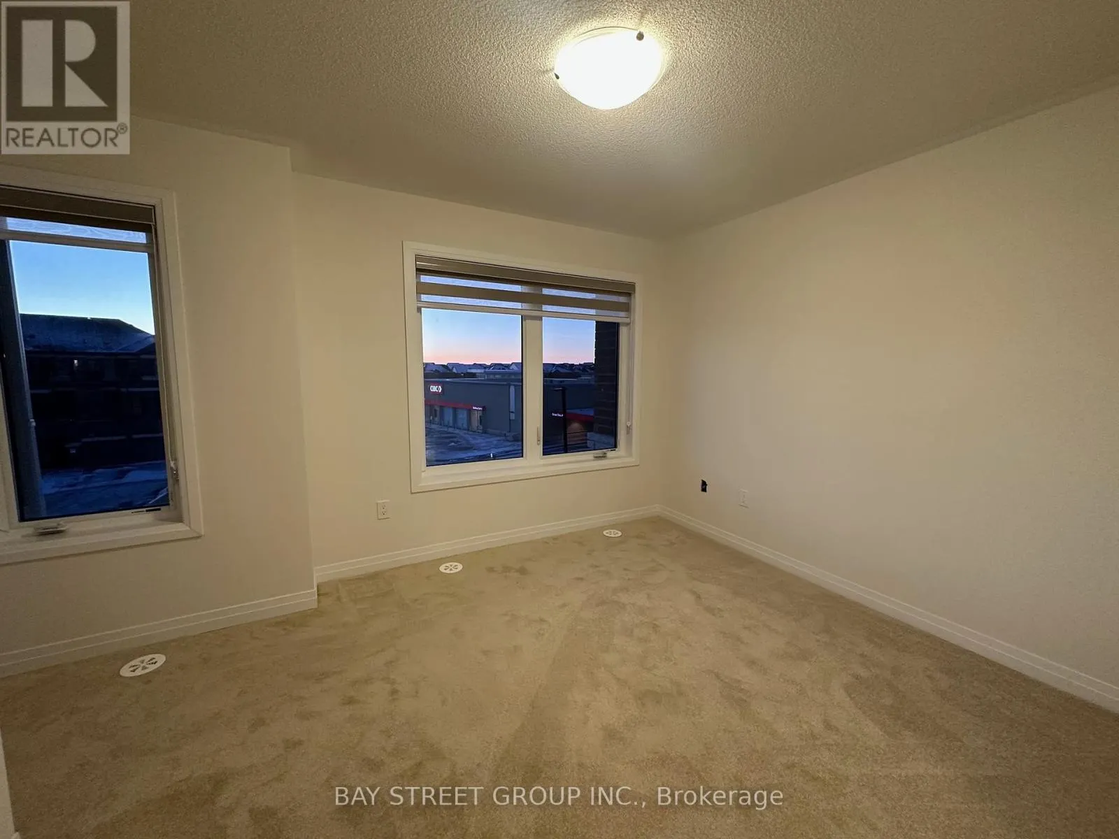 MARKHAM - 24 STOEBER LANE