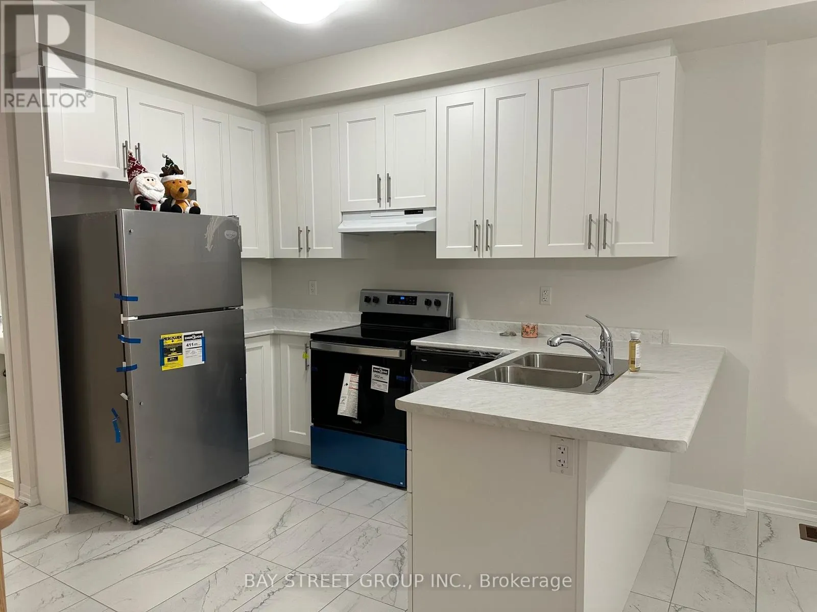 MARKHAM - 24 STOEBER LANE