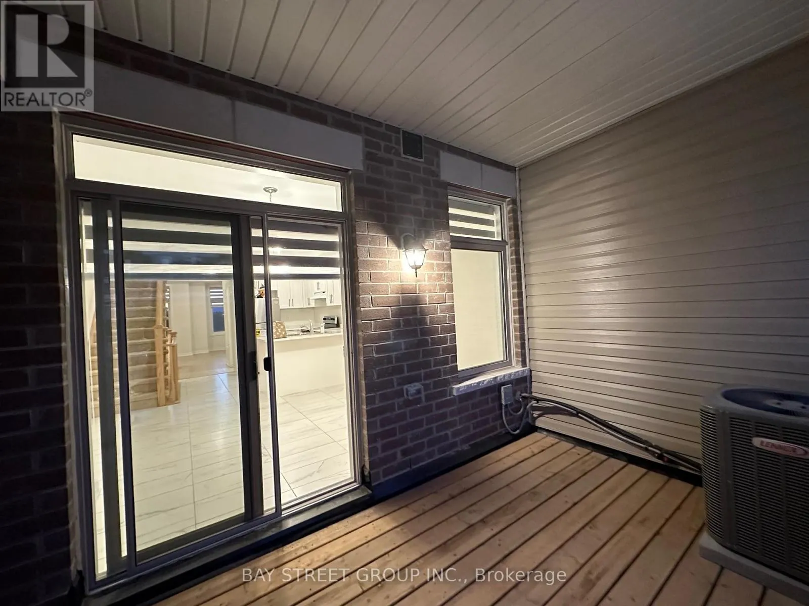 MARKHAM - 24 STOEBER LANE