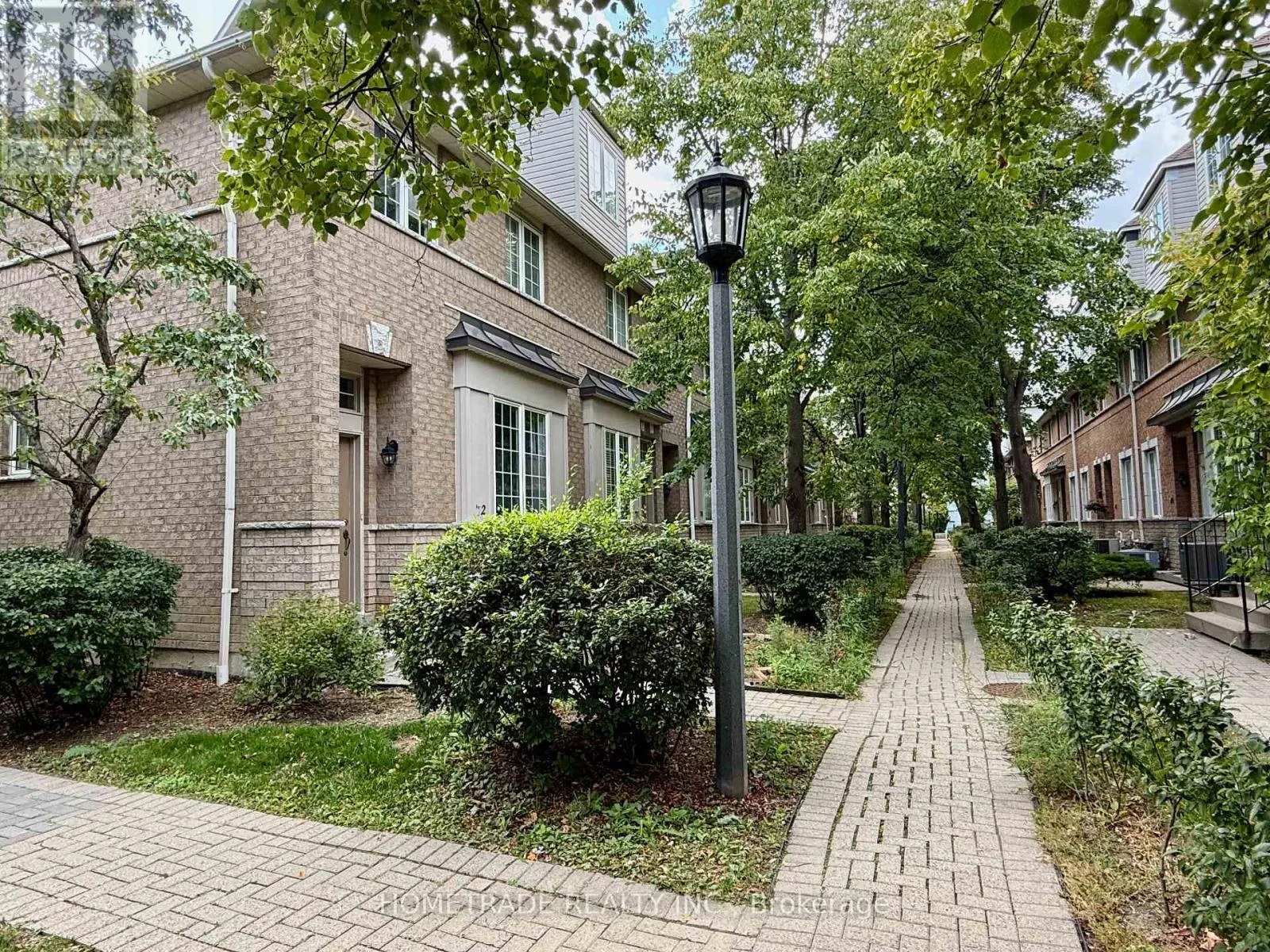 72 - 23 OBSERVATORY LANE