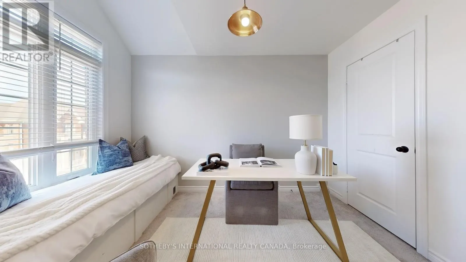 160 SUNSET TERRACE