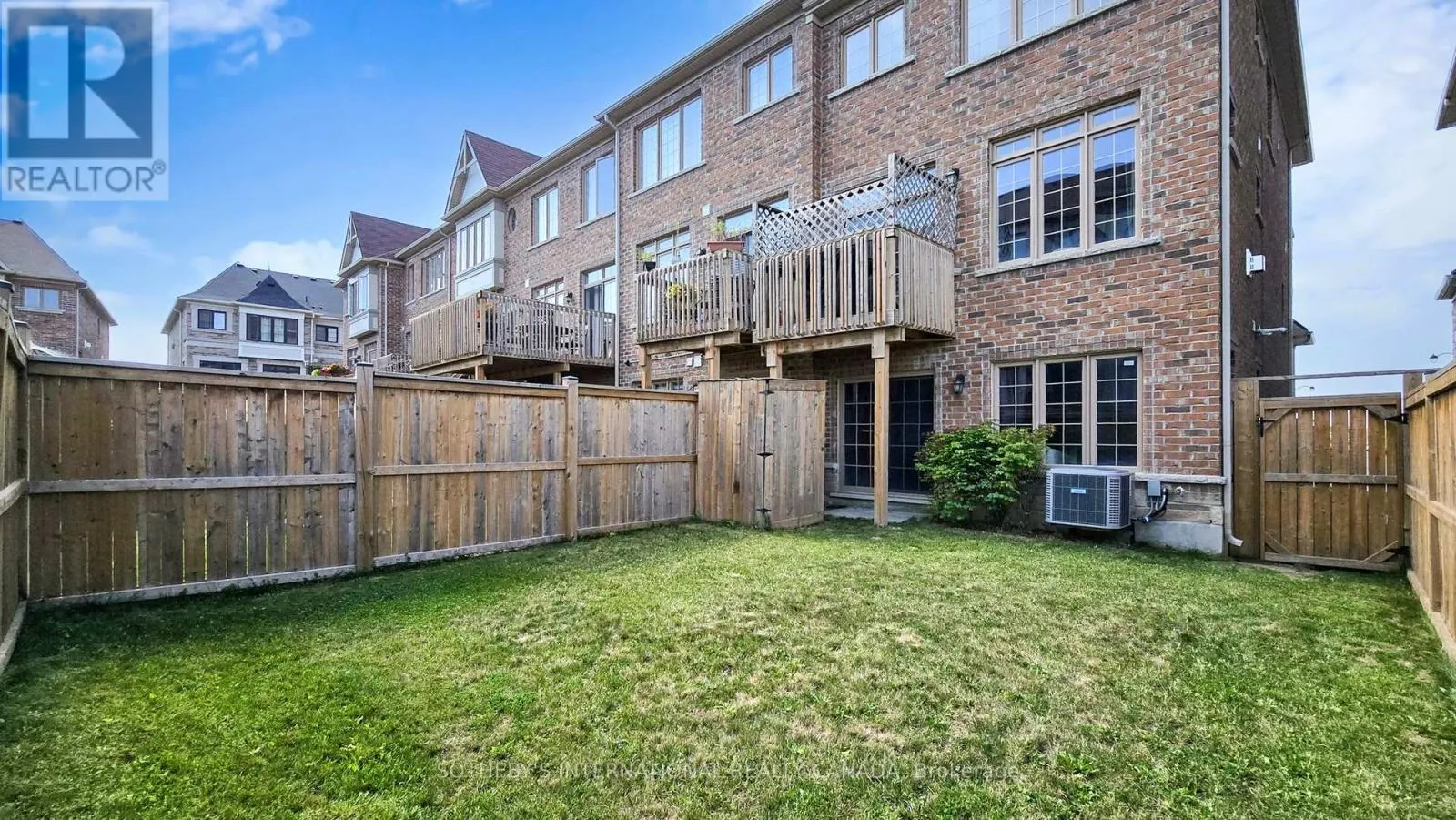 160 SUNSET TERRACE