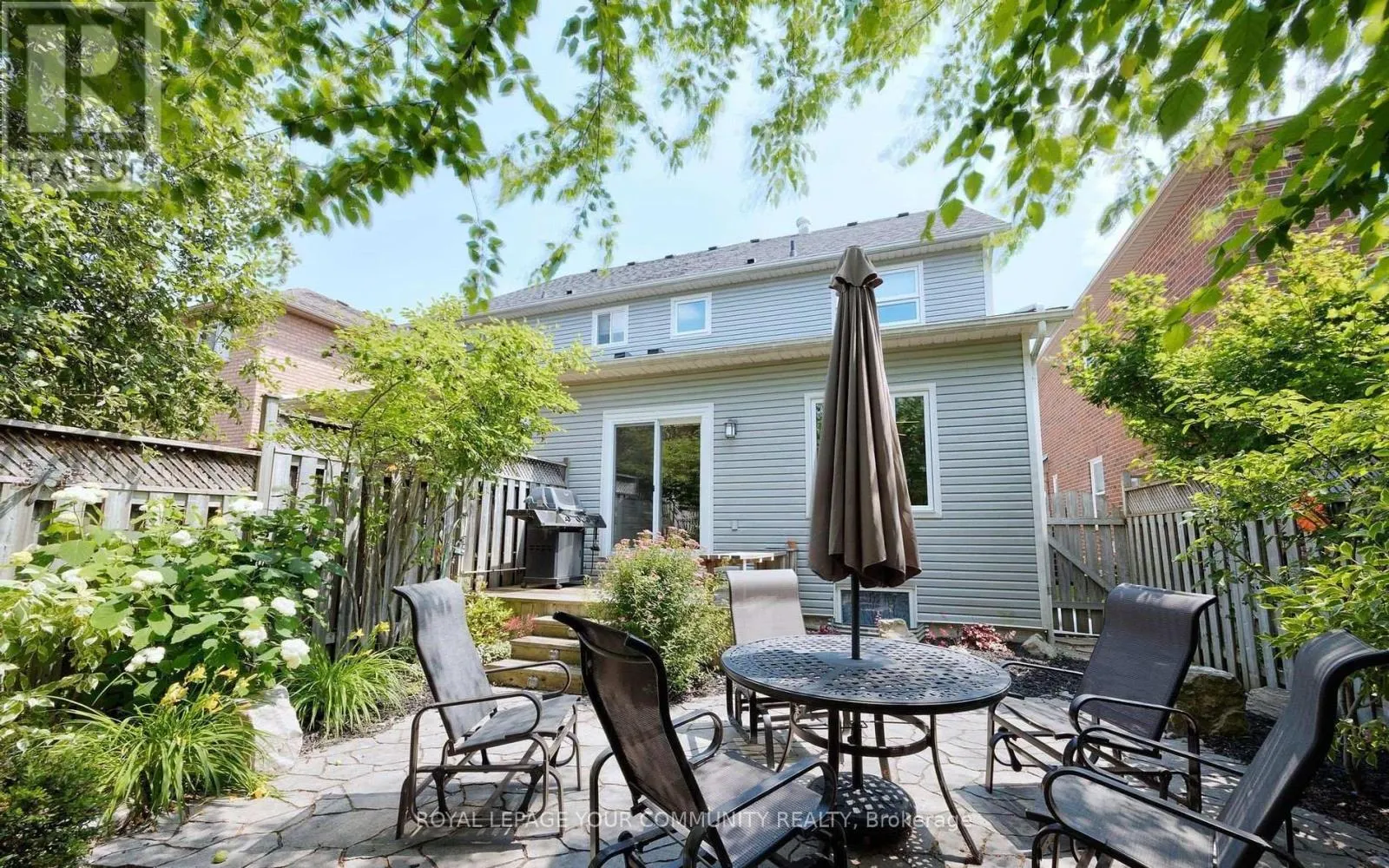 36 COLONIAL CRESCENT