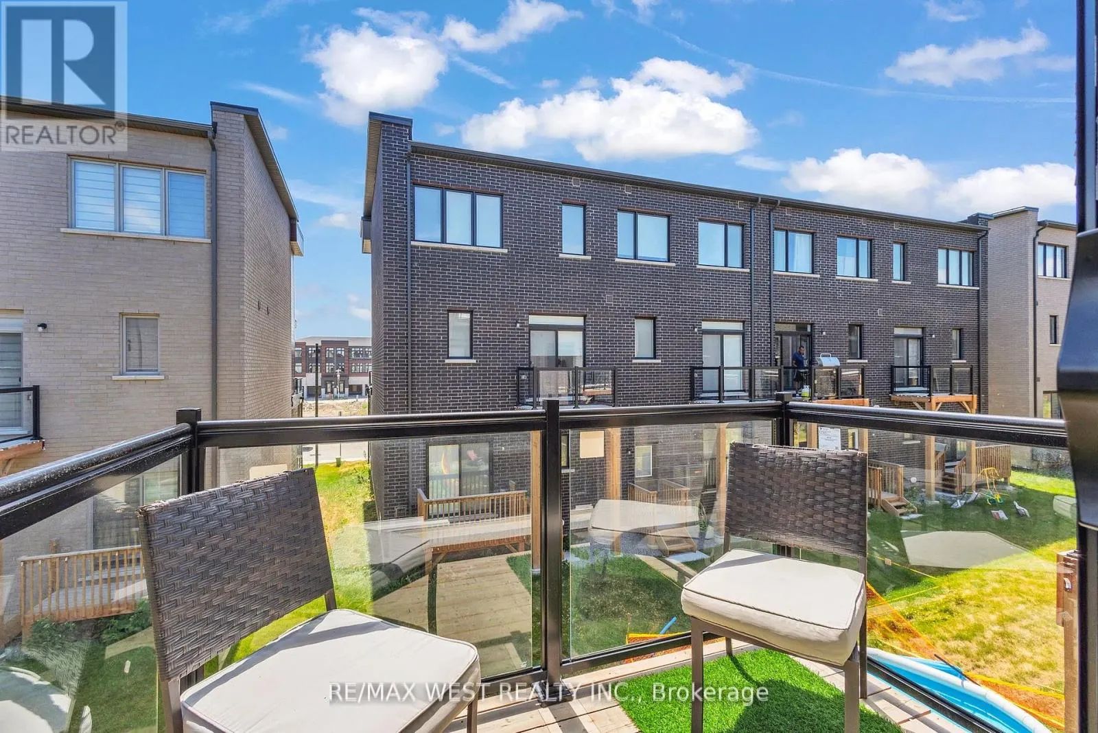 15 QUILICO ROAD N