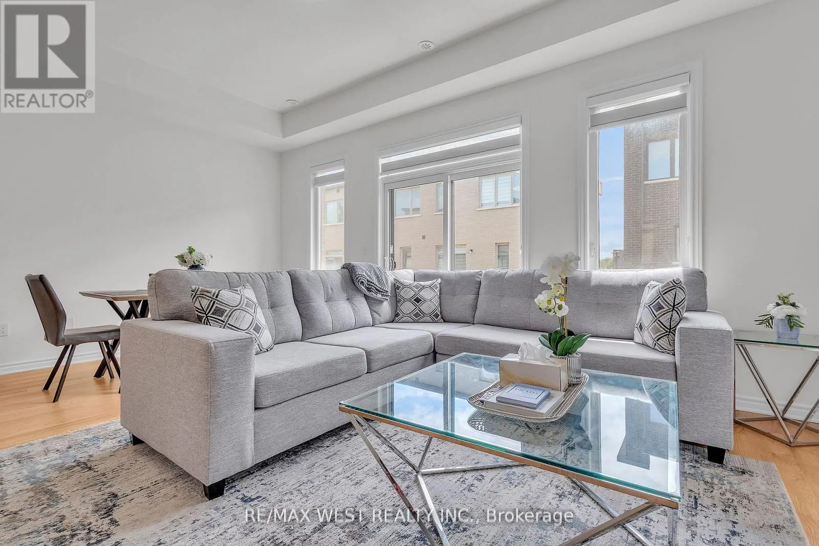 15 QUILICO ROAD N