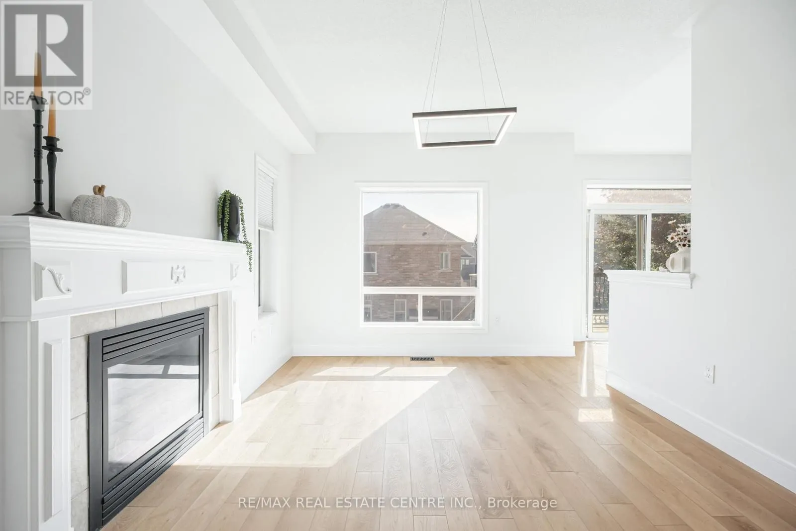 25 BACHE AVENUE