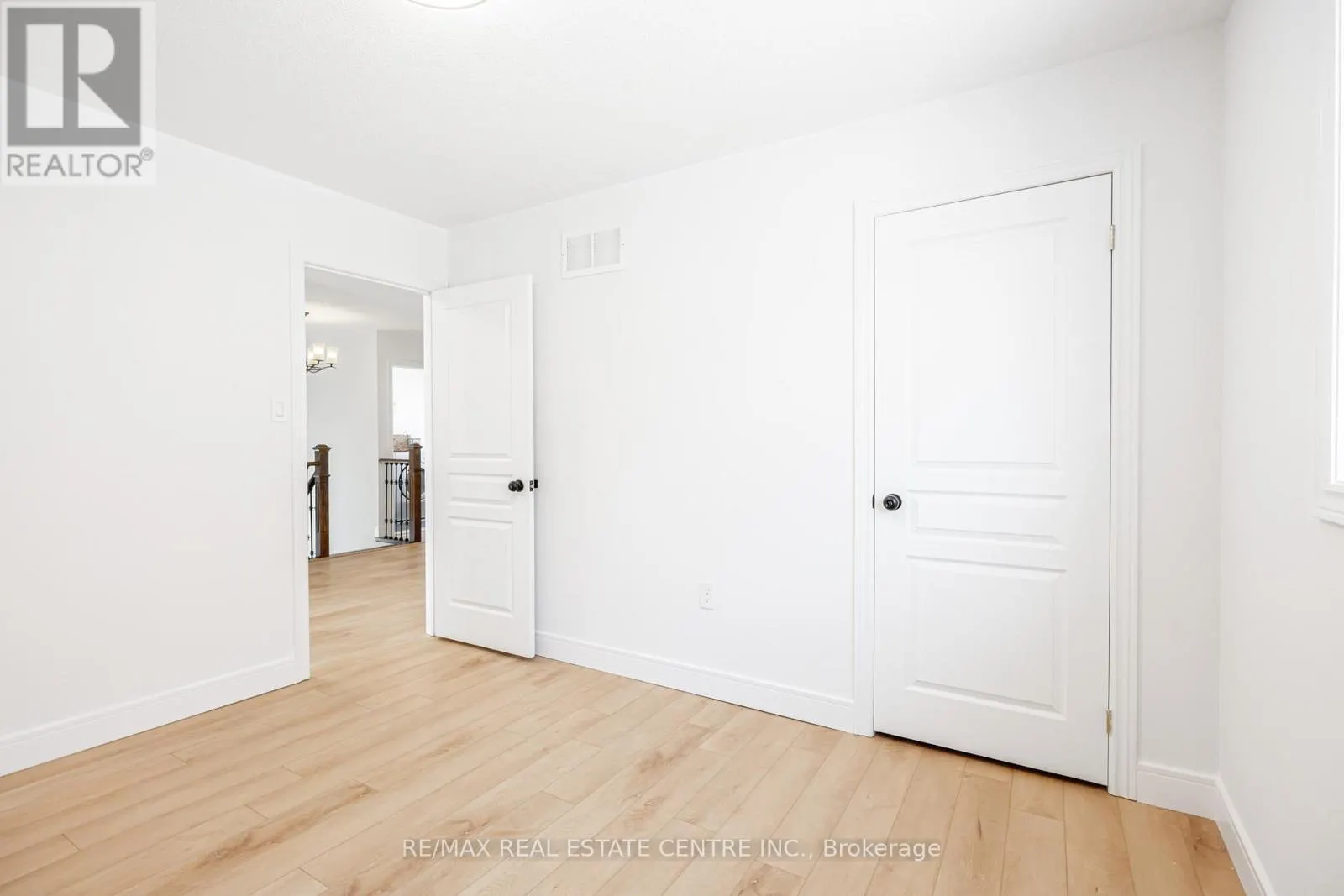25 BACHE AVENUE