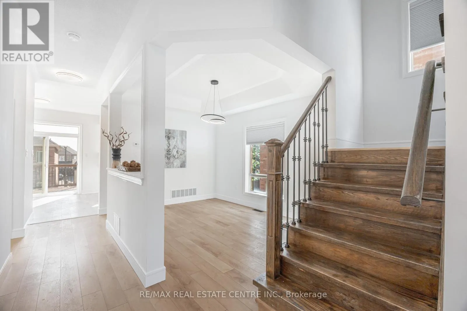 25 BACHE AVENUE